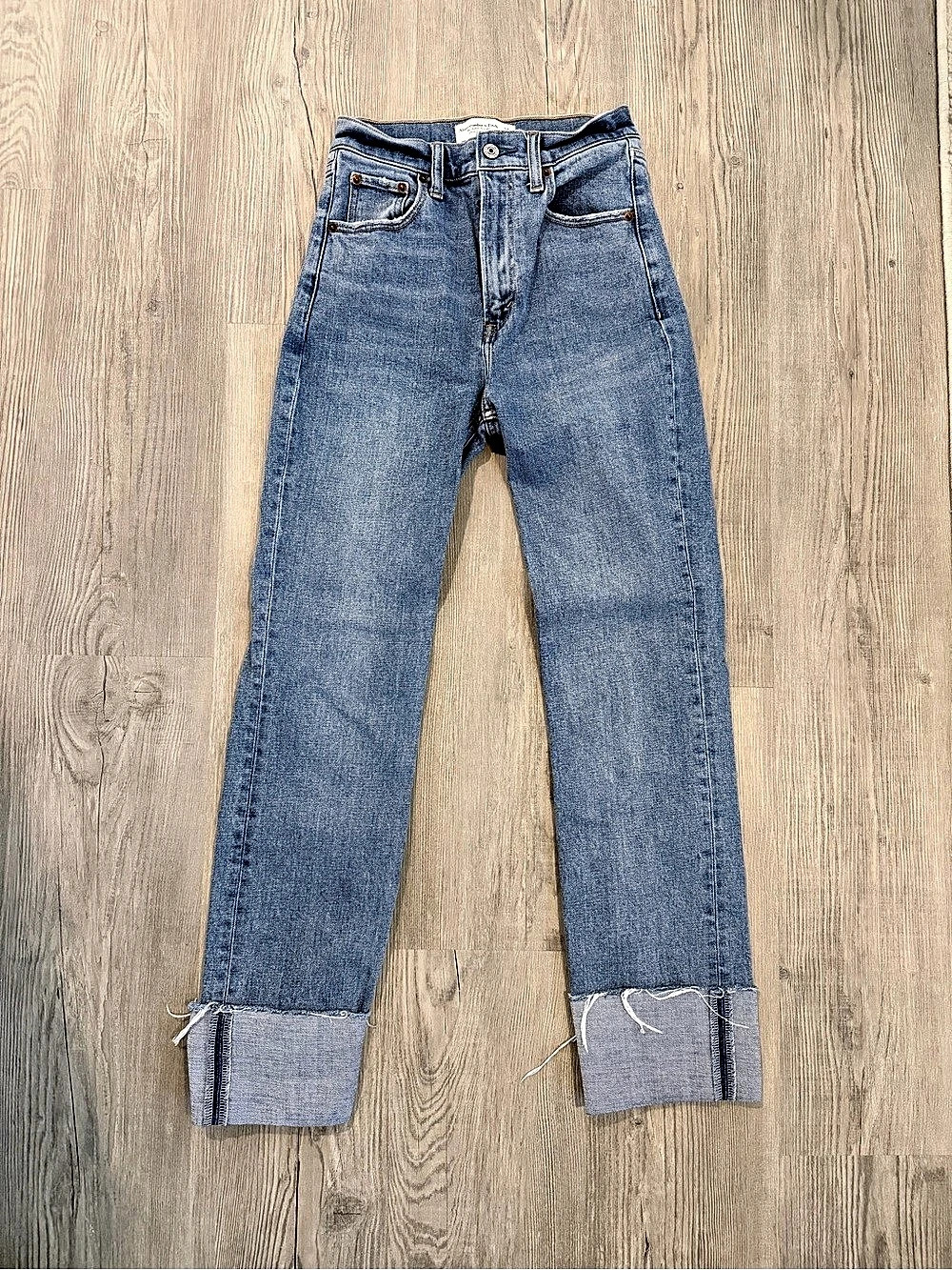 Abercrombie & Fitch The Ankle Straight Ultra High Rise Jeans Waist 23 Blue